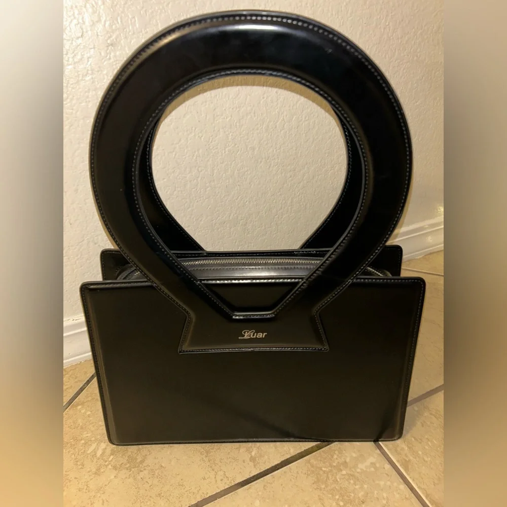 Luar Black Leather Shoulder Bag with Crossbody Rings - Picture 2 of 7